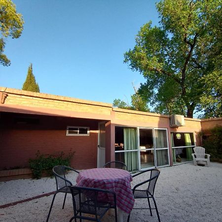 Casa Sol Y Sierras A 500 Metros Del Centro Villa Alta Gracia Eksteriør billede